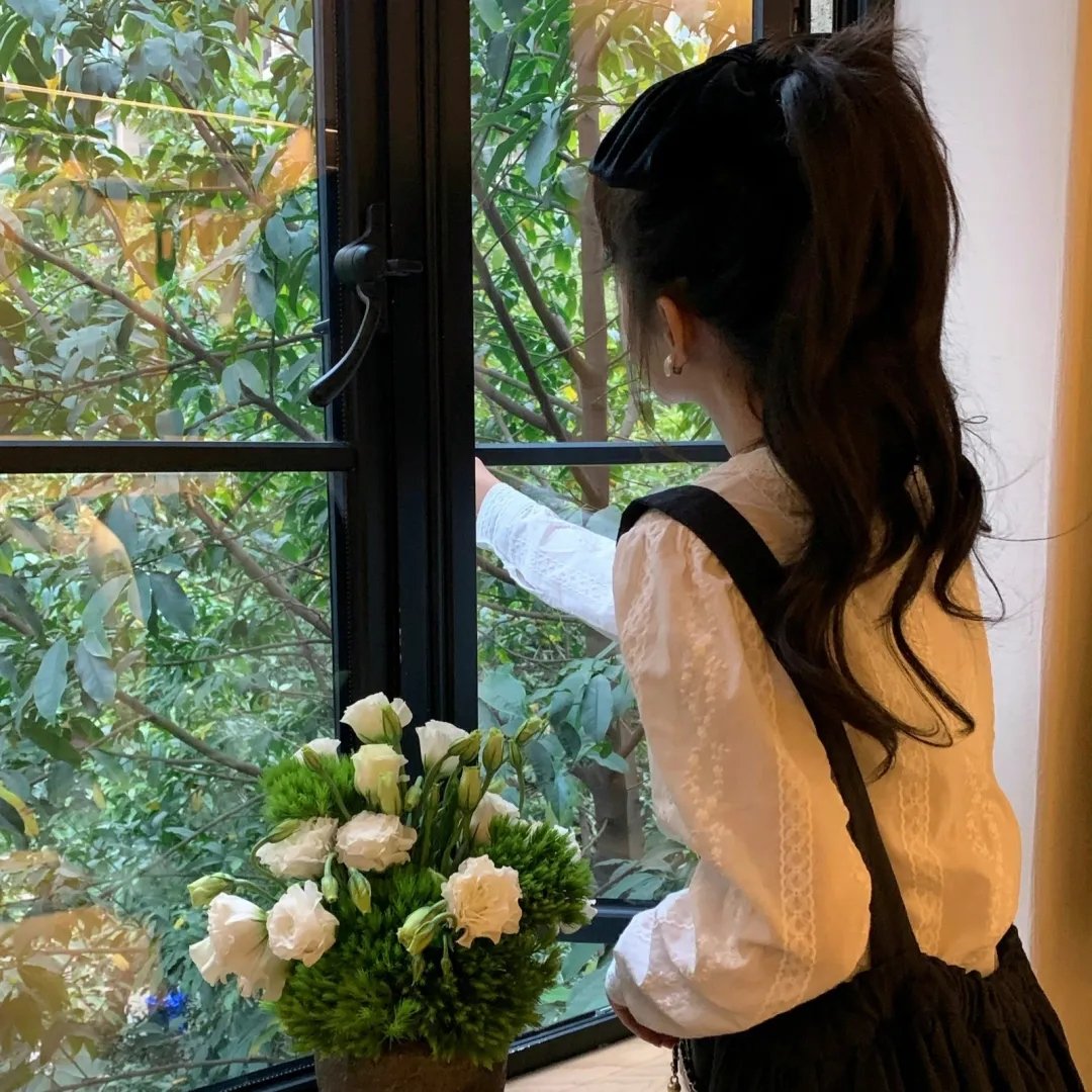 纪律如铁,柔情似水